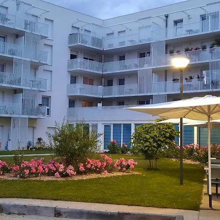 Domitys Les Pagelles Aparthotel Toulouse Exterior photo